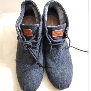 Toms Desert Wedge Lace Up Ankle Boots Womens Size 9